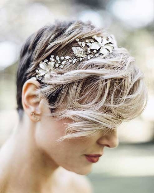 Accessorio capelli: tiara, coroncina di fiori o fermaglio? 🌸 1