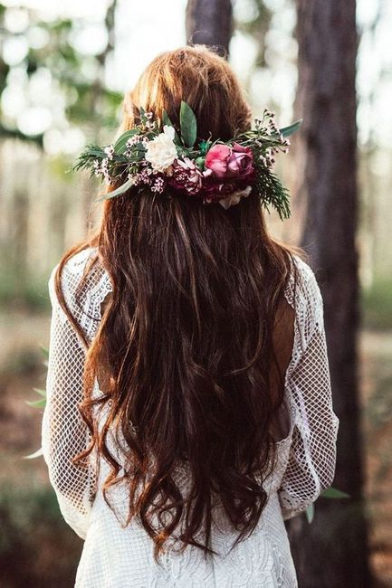 Accessorio capelli: tiara, coroncina di fiori o fermaglio? 🌸 2