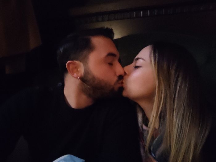Postate una foto di voi due 👇 14