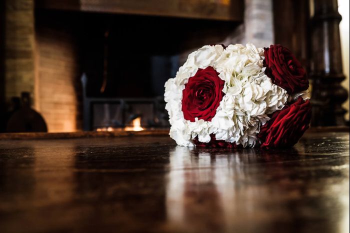 Bouquet bianco e rosso - 1