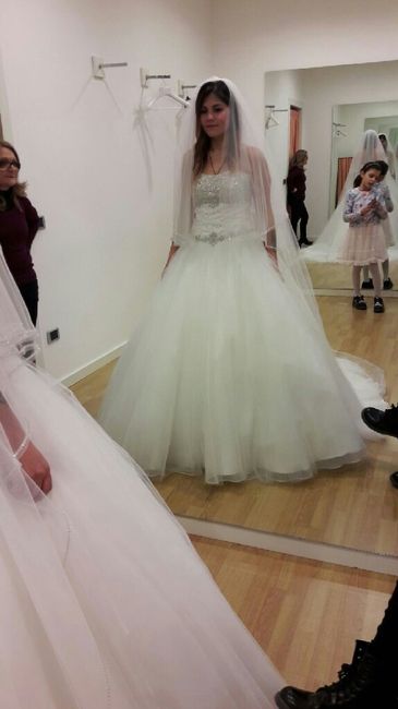 Velo e coprispalle - 1