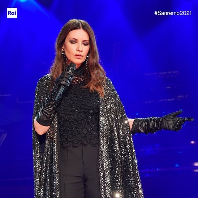 Quale look di Sanremo 2021 ti è piaciuto di più? 8