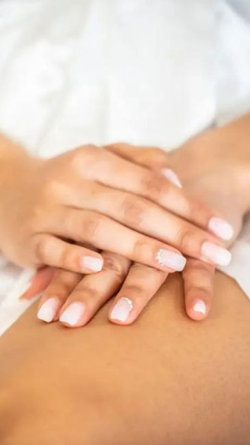Manicure sposa: tipologie e tips 2