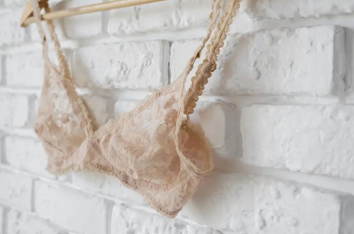 Cosa indosserai sotto l'abito? Ecco dei tips! - 1