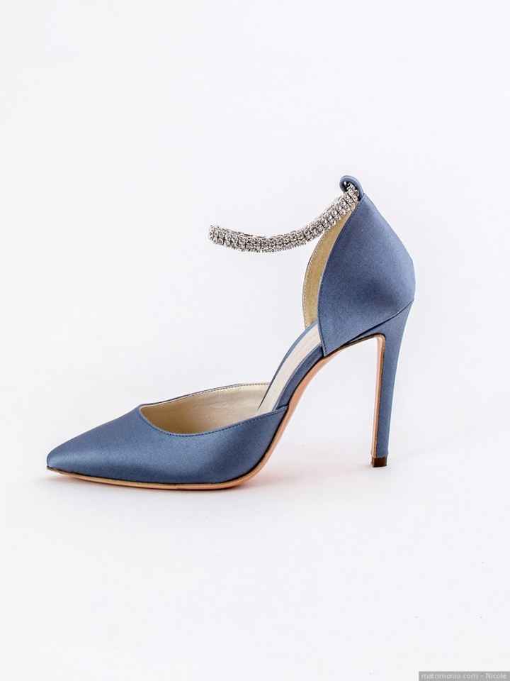 Scarpe: bianche o colorate? - 2