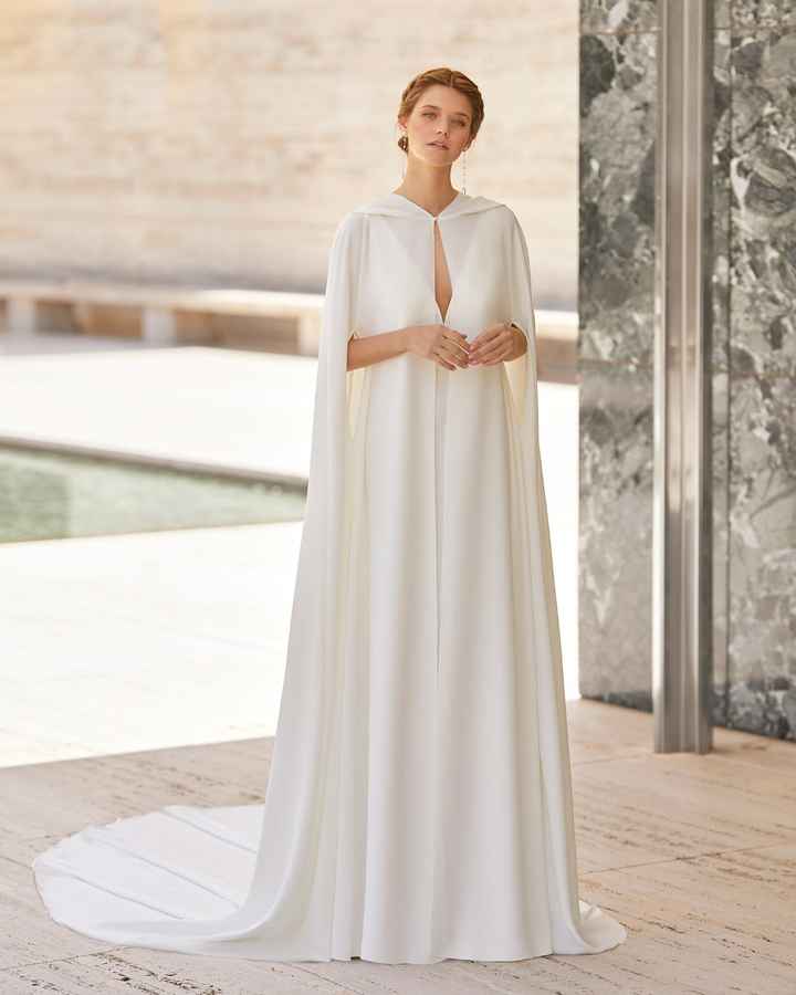 Rosa Clará presenta la nuova collezione cappotti da sposa 2021: qual è il tuo preferito? - 1
