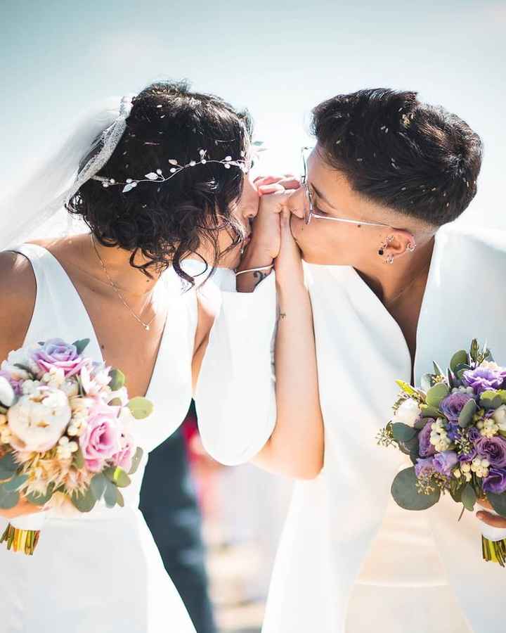 Bacio sposi: la foto con più ❤️ è... - 3