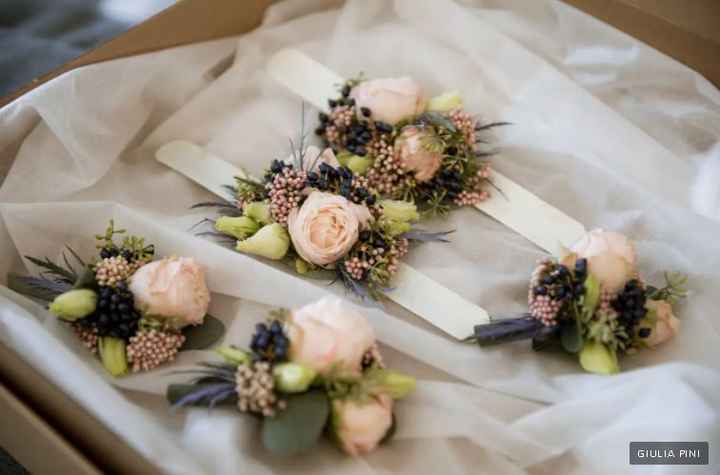 Chi indossa il corsage? - 1