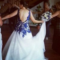  Scollo vestito e acconciatura - 1