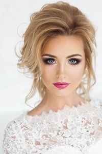 Trucco e parrucco del giorno - 1