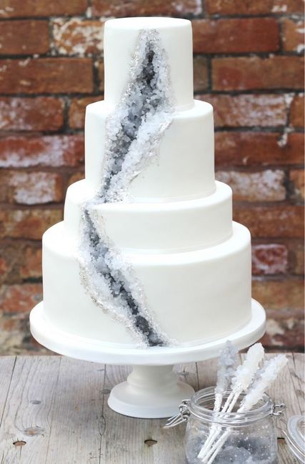 Geode wedding cake - 8
