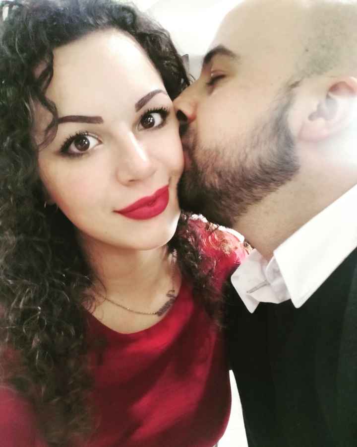 Postate una foto di voi due 👇 - 1