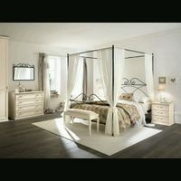 Letto moderno a baldacchino - 1