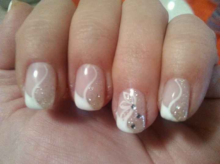 Inizio prove gel per unghie 💅🏻 - 1