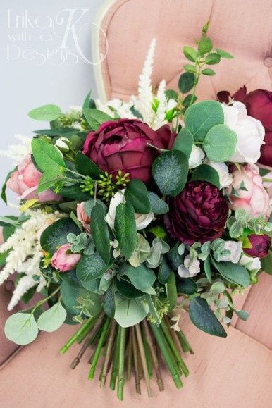 Bouquet nuziali con fiori color bordeaux/marsala 5