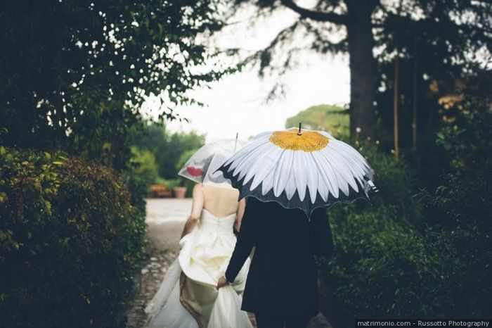 Come salvare il vestito da sposa in caso di pioggia alle nozze 2