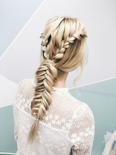 Acconciature da sposa per coprire le orecchie il giorno delle nozze 2