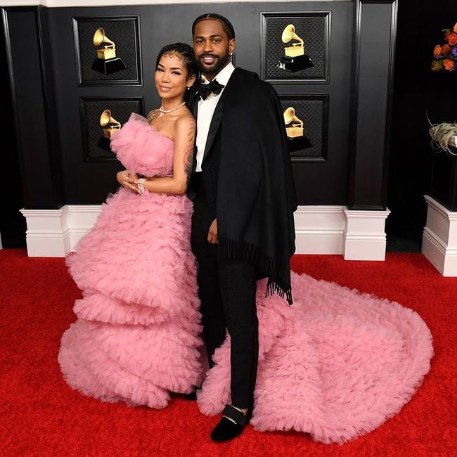 I look più belli dei Grammy Awards 2021: vota il tuo preferito! 20