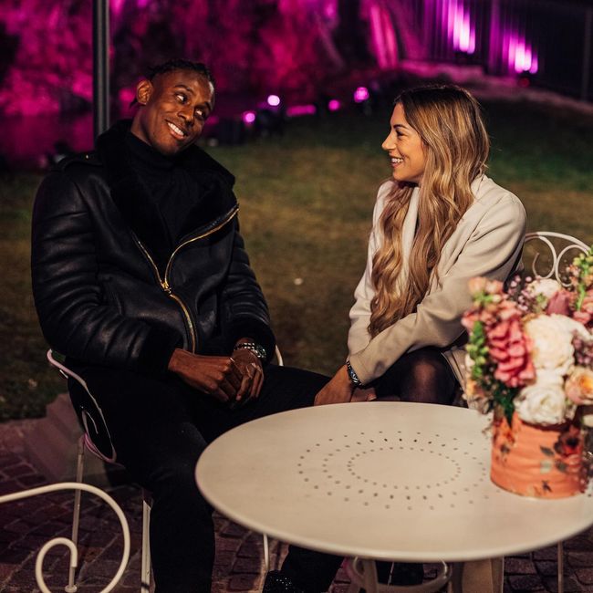 Il fratello di Mario Balotelli si sposa! Ecco tutti i dettagli della proposta di Enock a Giorgia! 💍 