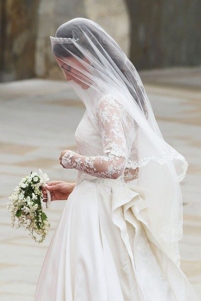 abito da sposa ispirato a quello di grace kelly