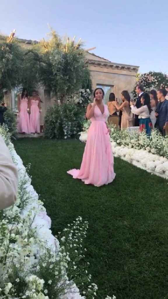 The Ferragnez: gli abiti delle damigelle di Chiara Ferragni - 1