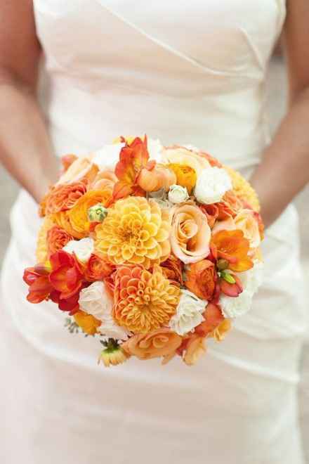 Bouquet da sposa color arancione n.1