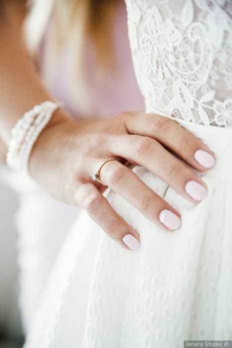 C) Manicure sposa classica n. 3