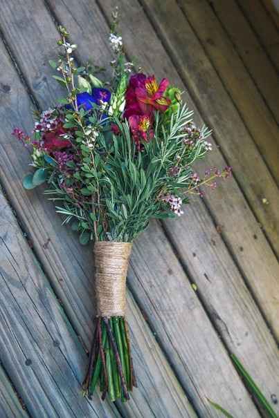 Bouquet con fiori di campo per le nozze n. 8