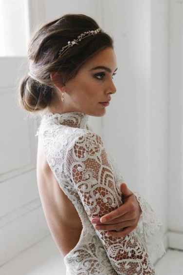 Acconciatura sposa con tiara N. 10