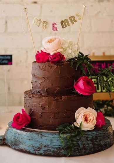 Naked cake con cioccolato