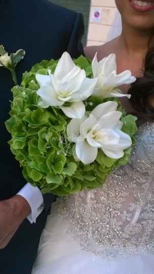 1) Bouquet sposa con curcuma