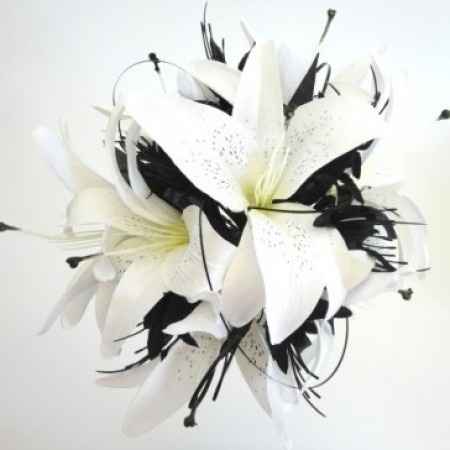 Bouquet gigli bianco e nero