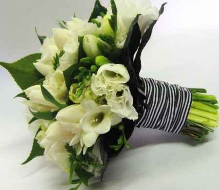 Bouquet gigli bianco e nero