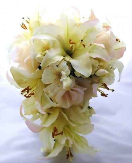 Bouquet gigli bianco e nero