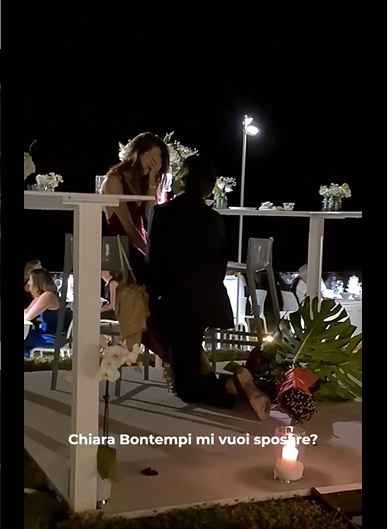 Proposta di matrimonio di Gianmarco Tamberi a Chiara Bontempi prima di partire per le Olimpiadi di T