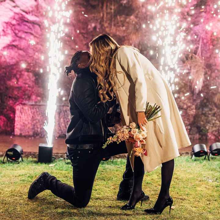 Il fratello di Mario Balotelli si sposa! Ecco tutti i dettagli della proposta di Enock a Giorgia! 💍 