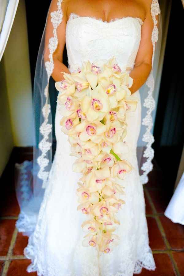 Il tuo look sposa in base al tuo fisico: il bouquet