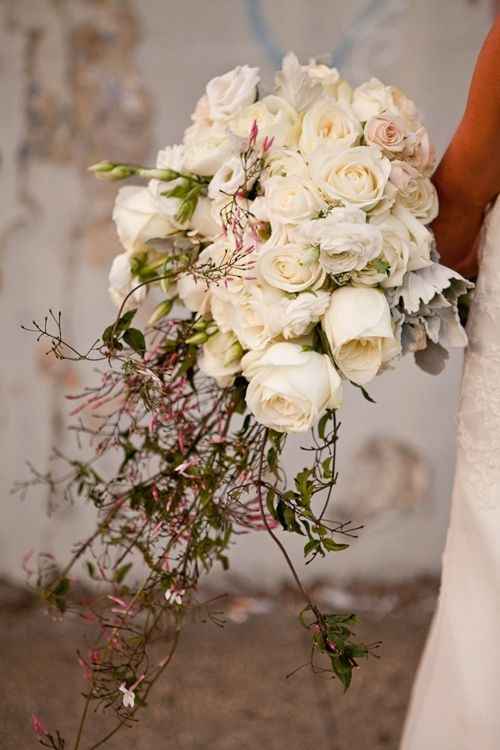 Il tuo look sposa in base al tuo fisico: il bouquet