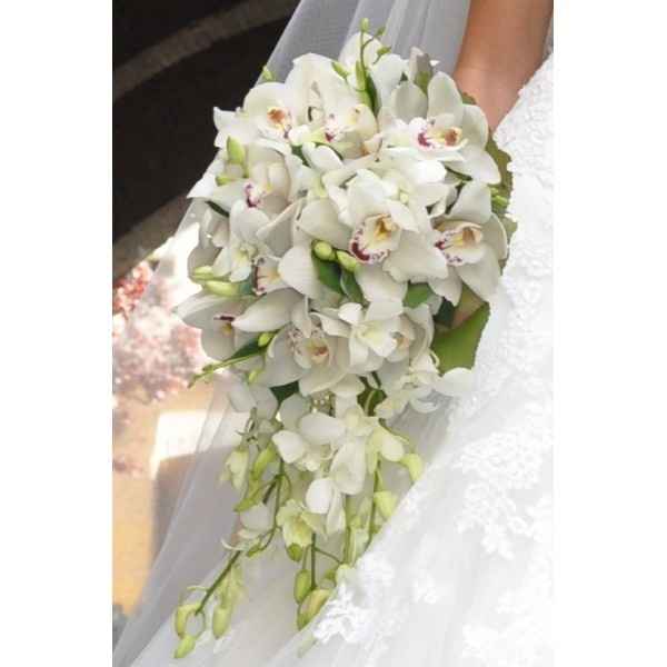 Il tuo look sposa in base al tuo fisico: il bouquet