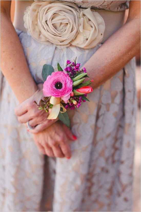 7 look per 7 spose - corsage