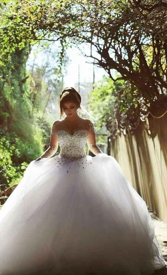 Acquisterete il vostro abito da sposa on-line o in atelier?