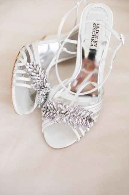 Quali scarpe sposa ti si addicono di più?