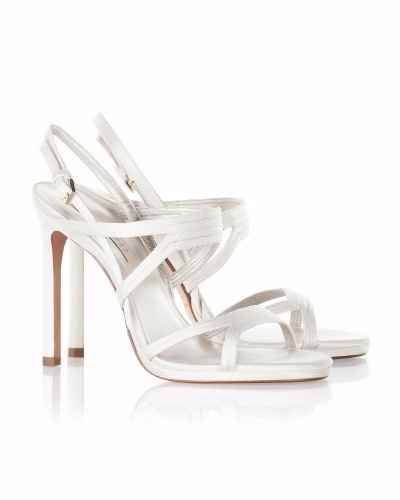 A) Scarpe da sposa Pura Lopez