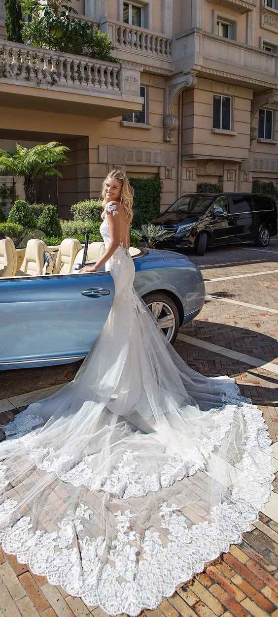 Metterai un abito da sposa con lo strascico?