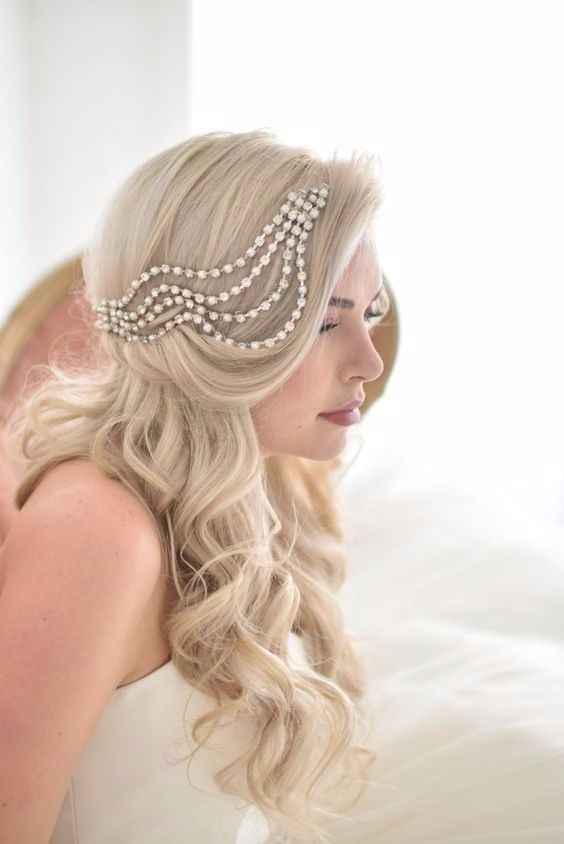 Dimmi quale accessorio capelli preferisci e ti dirò quale stile di sposa sarà il tuo!