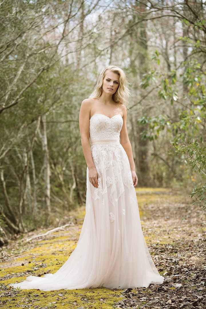 Abito da sposa di Lilian West 2017