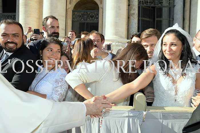 commozione infinita lacrime acchiappate dal fotografo ufficiale