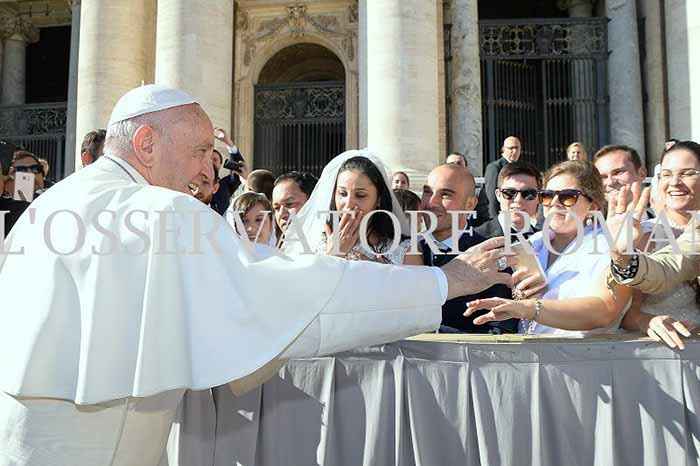 che bello il papa la sua benedizione sul nostro matrimonio