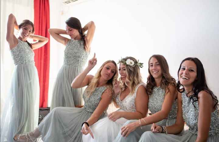 Come si vestiranno le tue damigelle? Alcuni consigli per loro - 1