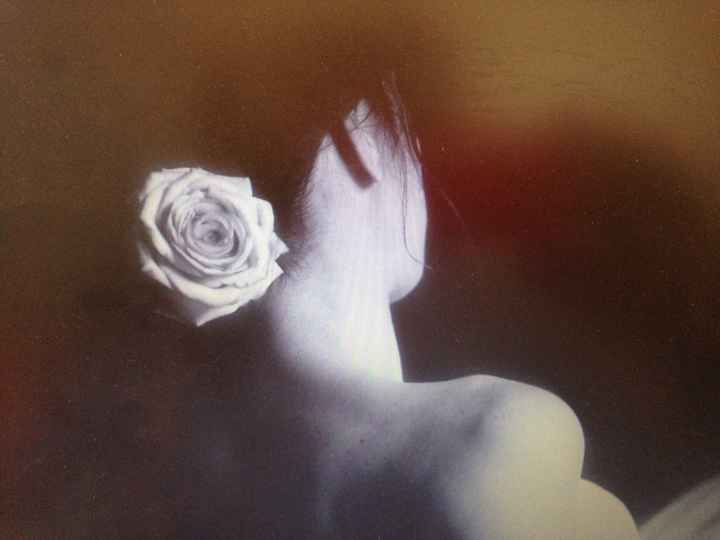 Acconciatura con fiori - 1